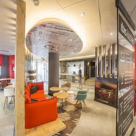 מלון Ibis Barcelona קסטלדפלס