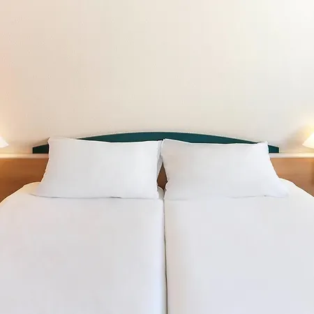 Ibis Barcelona Hotel 2*