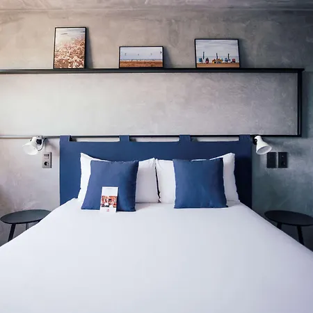 Ibis Barcelona 2*