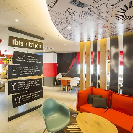 Ibis Barcelona 2*
